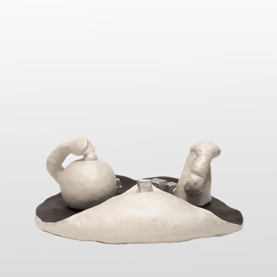 Hasard Sculpture en terre cuite par Alexandra Stern de dos